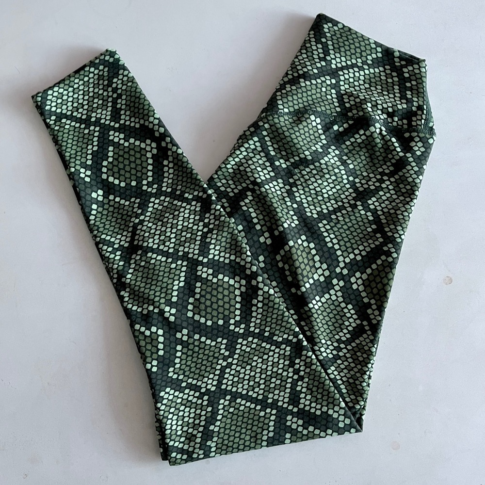 Balance Athletica Viper Leggings